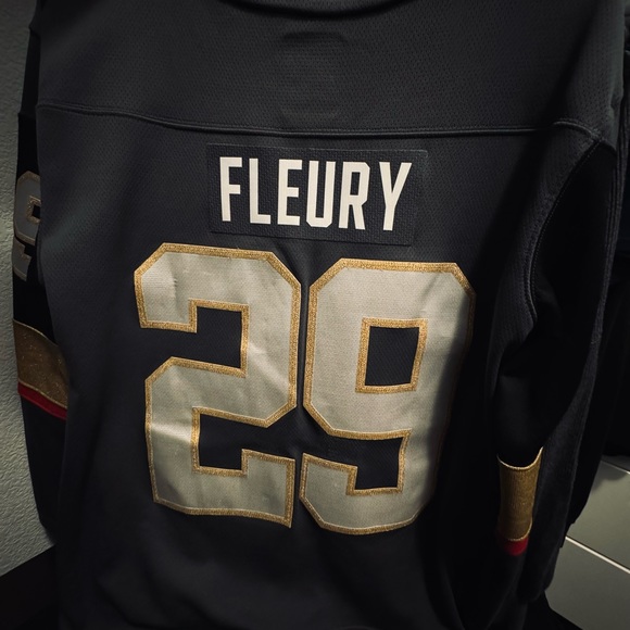 Las Vegas Golden Knights jersey - Picture 3 of 5